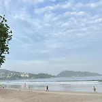 Patong Vacation Condos By Pam - 28 Sqm Modern Condos With Private Bathroom, Kitchen, King Bed, Free Wifi And 65 Inch Smart Tc
