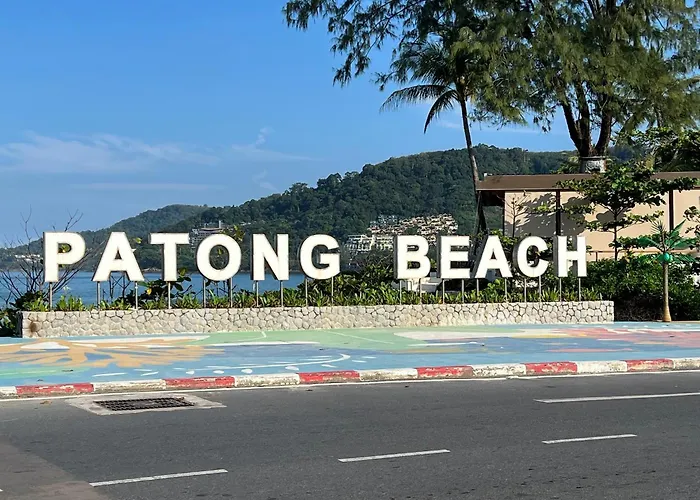 Patong Vacation Condos By Pam - 28 Sqm Modern Condos With Private Bathroom, Kitchen, King Bed, Free Wifi And 65 Inch Smart Tc